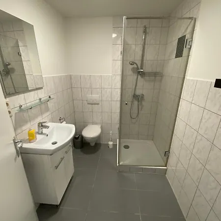 Altstadt*wohnung 80qm*5 Schlafplaetze* Apartment